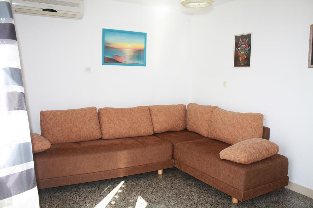 Anka Apartment *